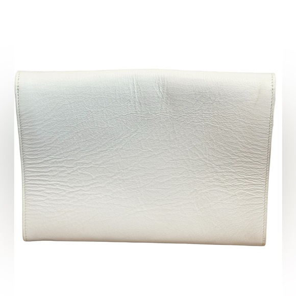NEW!  Cindy-Kay Sacchetto Clutch